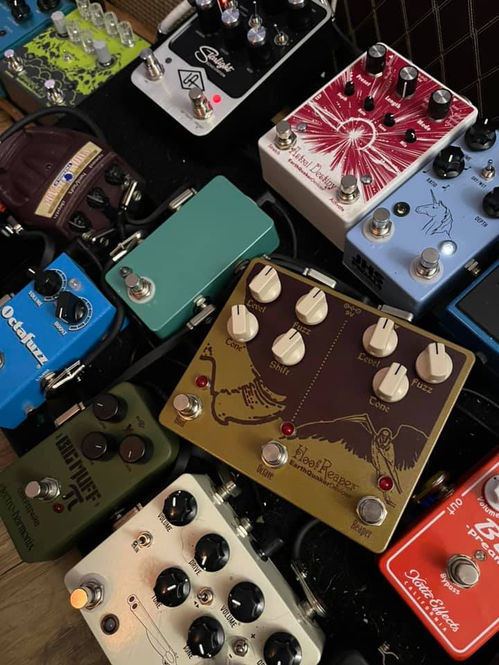 Earthquaker Devices 3-knob Hoof pedal review