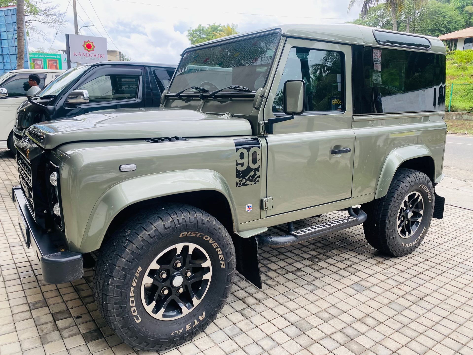 Land Rover Defender Club Of Sri Lanka 🇱🇰 | Defender 90 Adventure ...