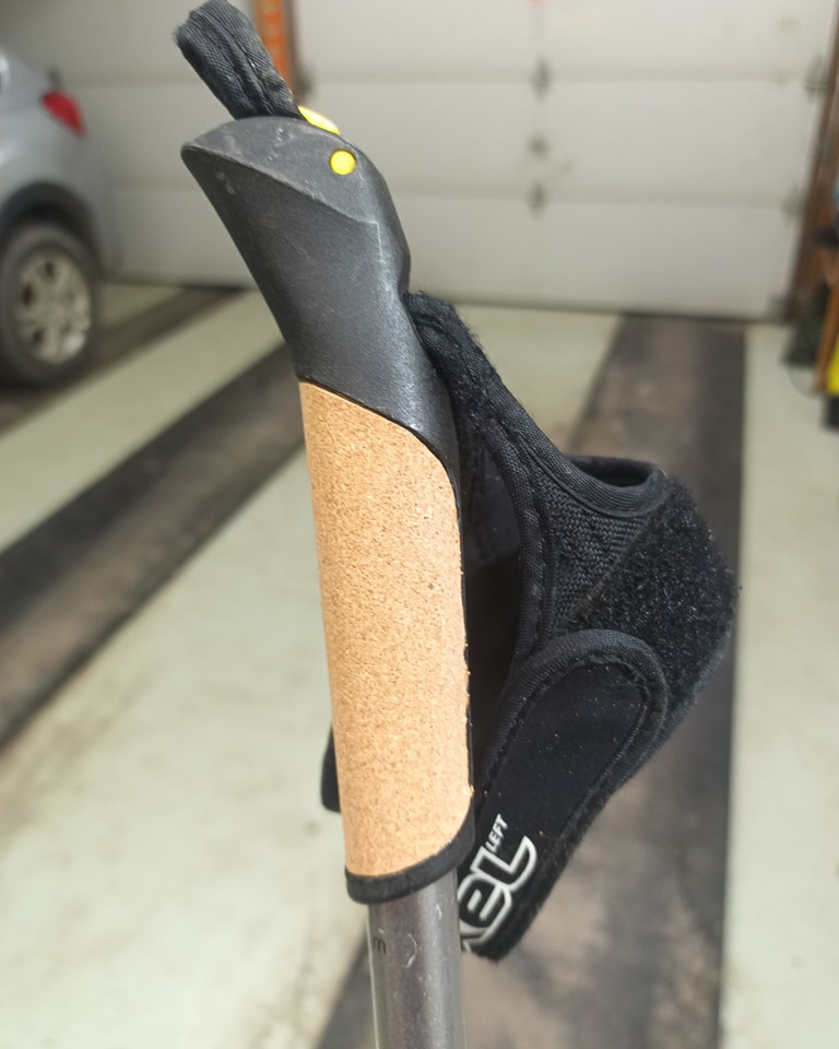 cross country pole grips CLICK_IT Cork grip, Quick release ski grip Click IT A racing grip with conventionel locking system and a soft cork handle Cross Country Ski Pole Buyer's