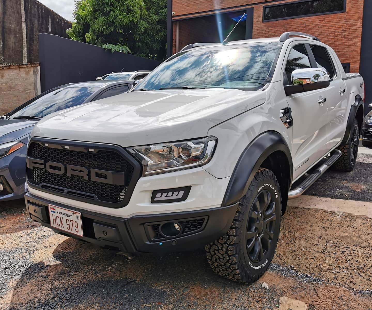 Innova Car - 📸 Ford Ranger Raptor. Servicios realizados:... | Facebook