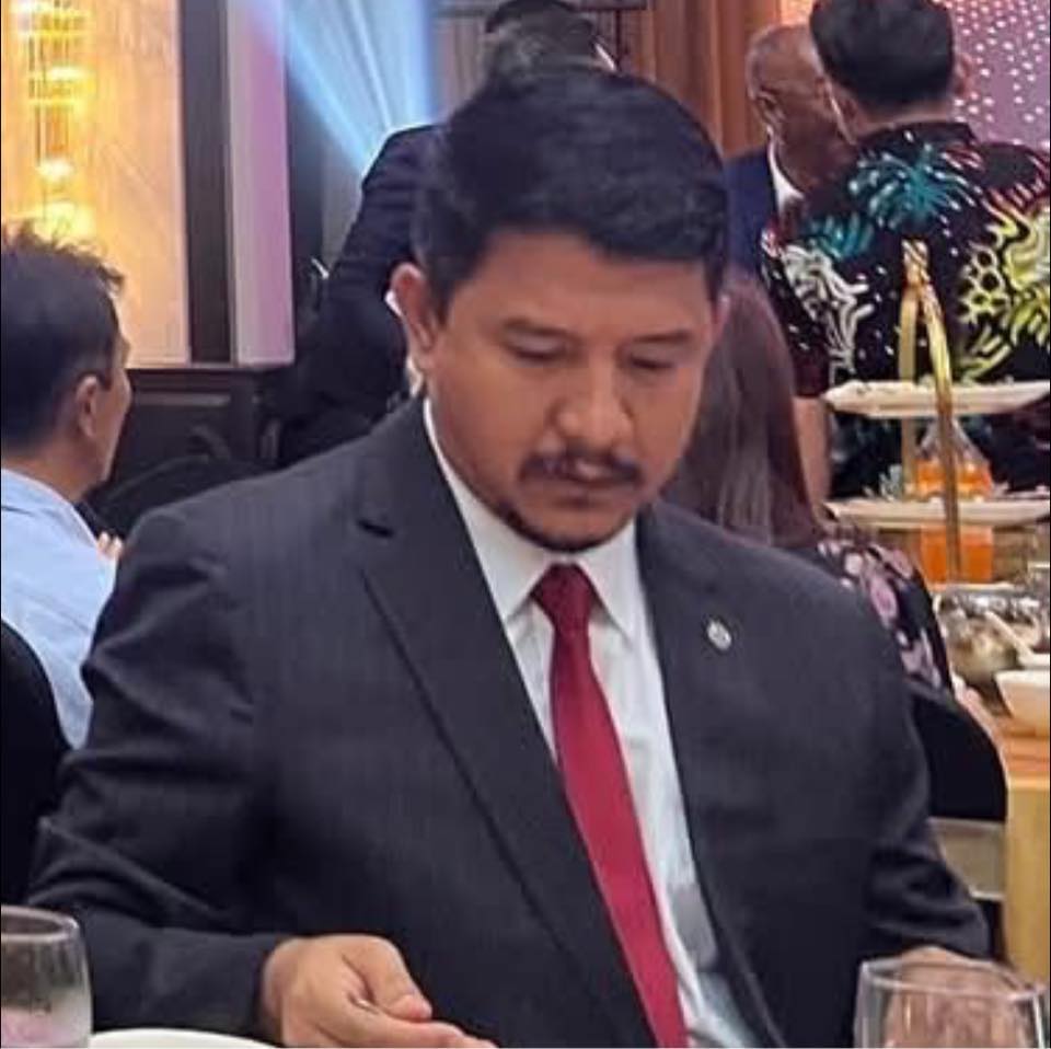 Tengku Azrin Maju