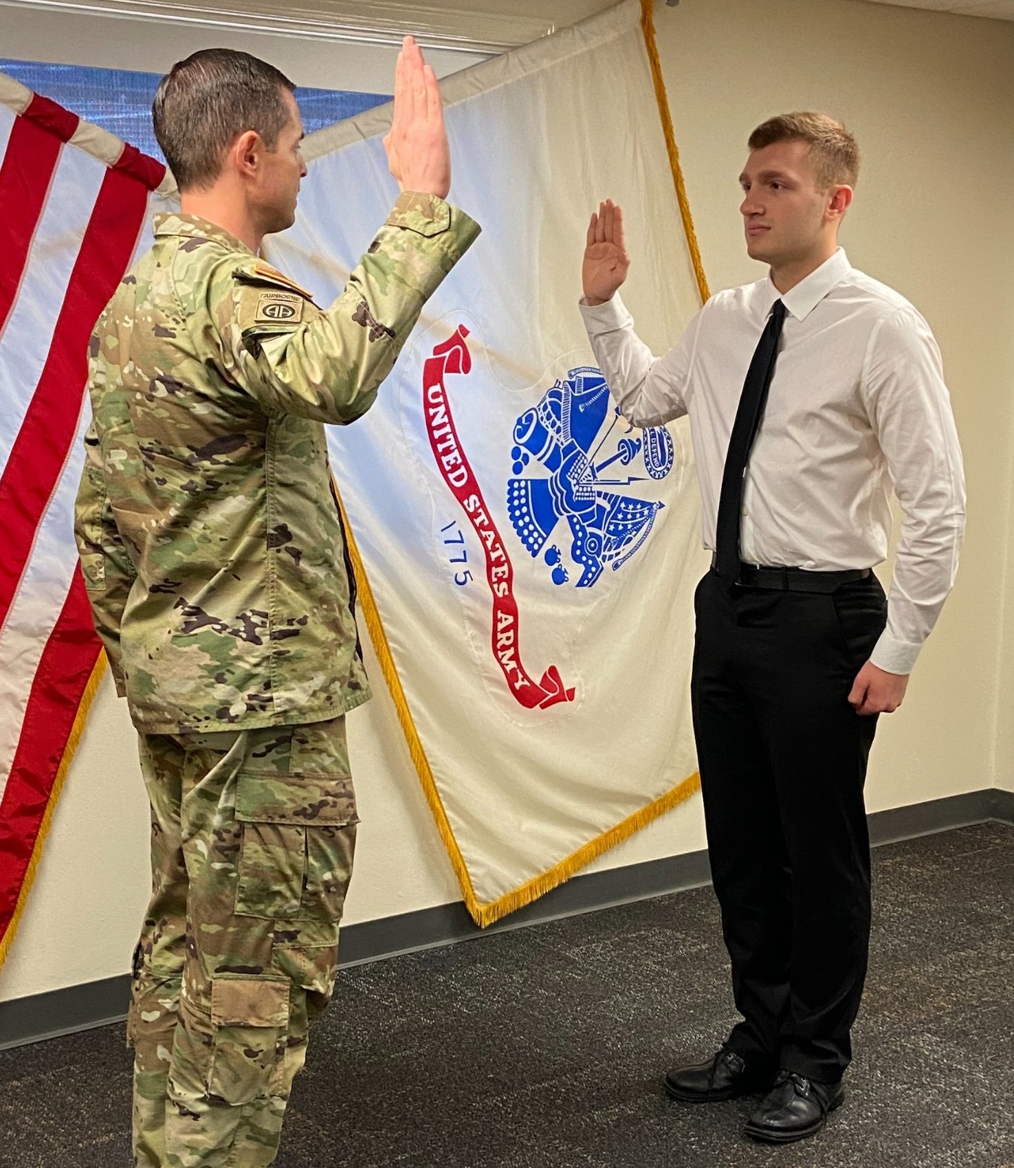 Congratulations to... - Illinois State University Army ROTC