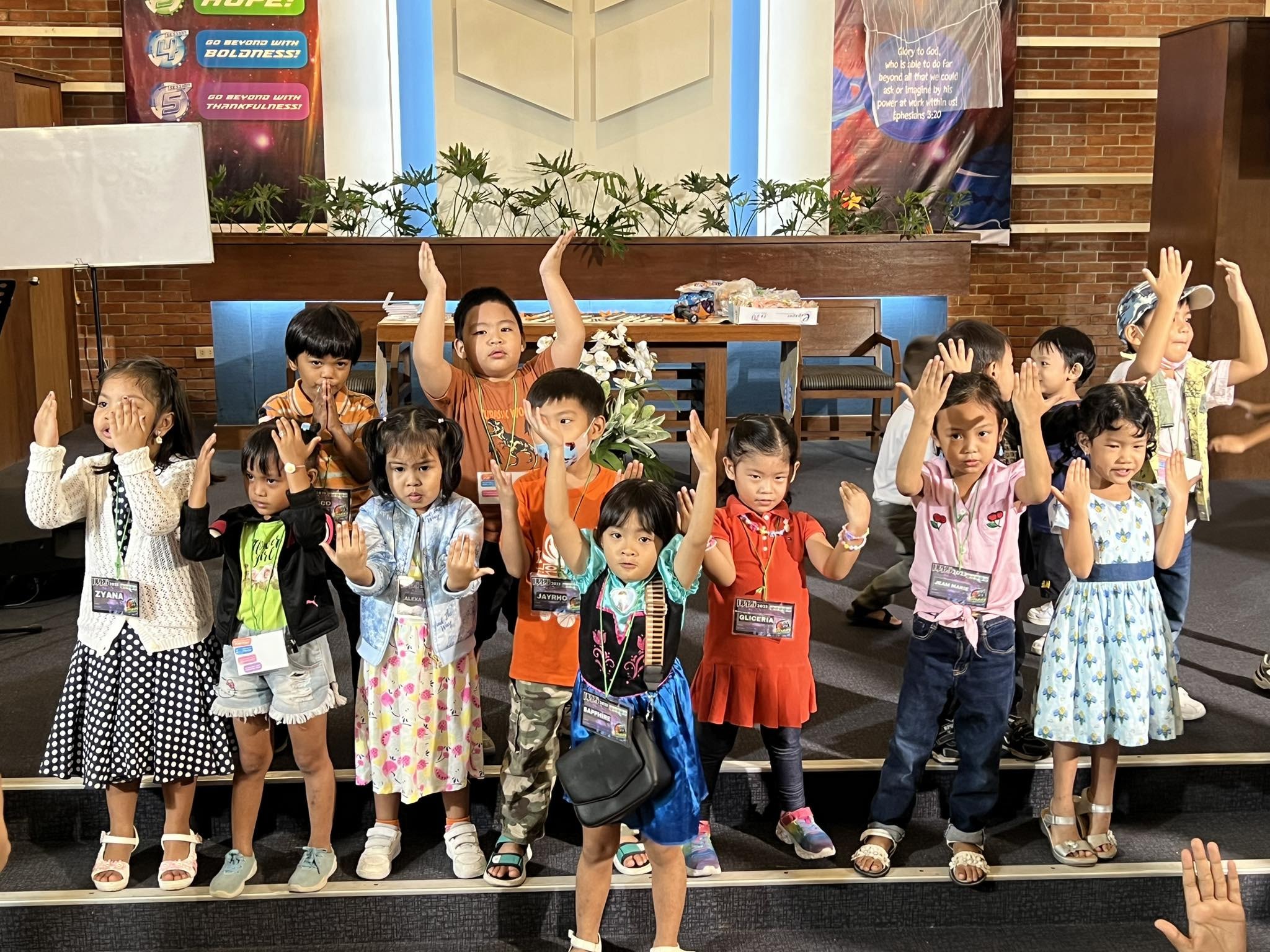 1/2: The 20th St. Kid... - 20th St. Olongapo Church of Christ