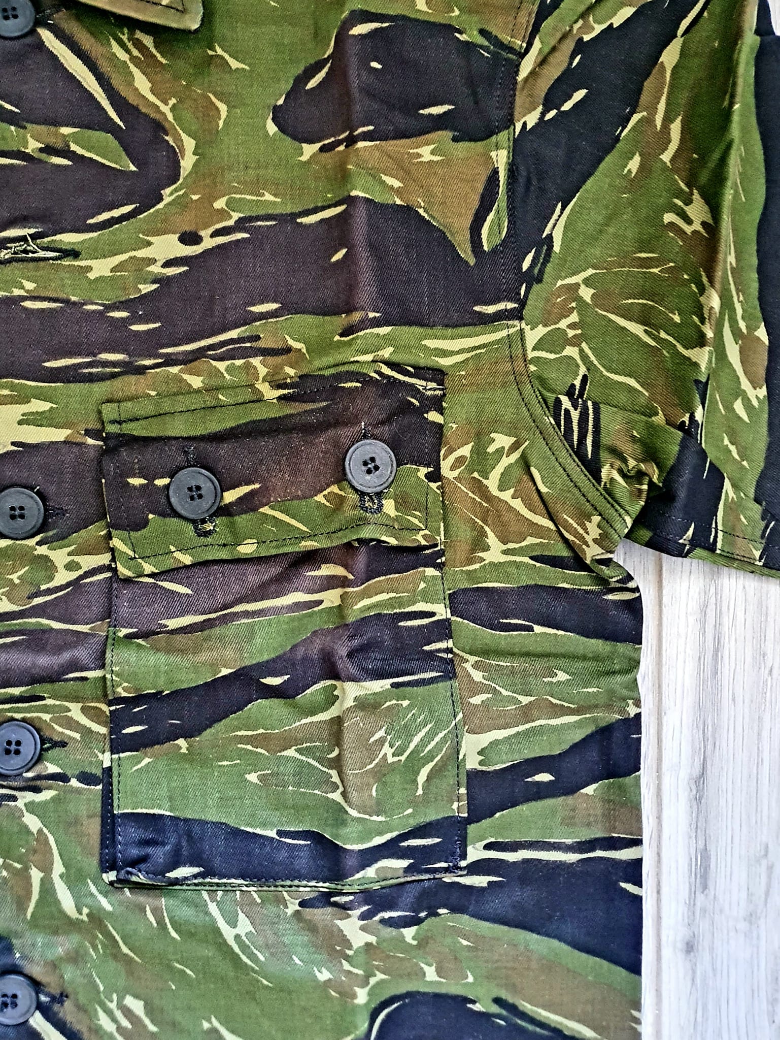 I bought these tiger stripe on ebay a few years ago. I hope from 