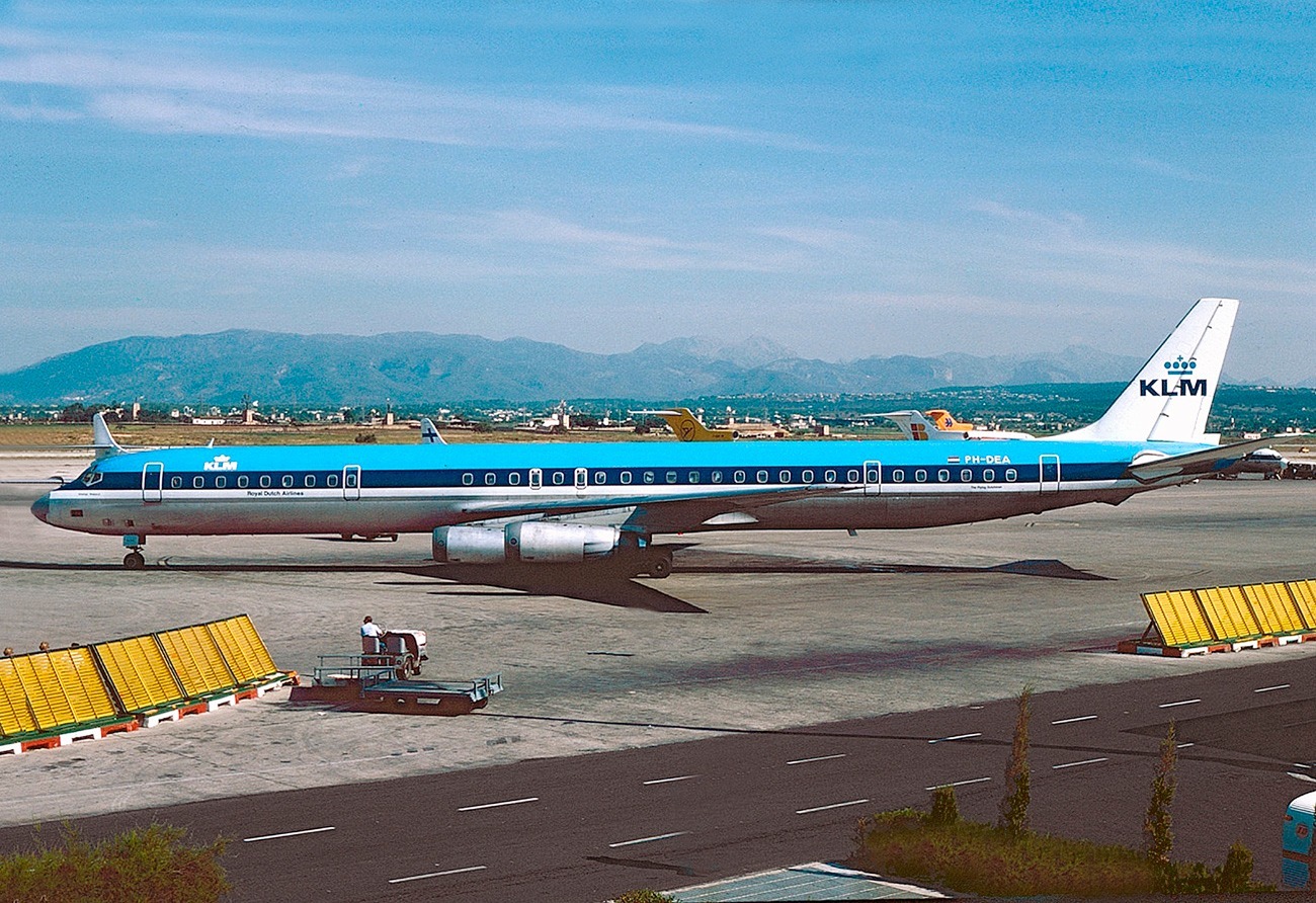 Good night,spotted at Palma in 1978,KLM DC-8/63 PH-DEA,photo