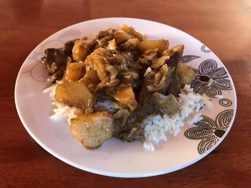 Fatima Sydow Cooks - Cabbage Stew/ Kool Kos Ingredients 1 kg of any Red ...
