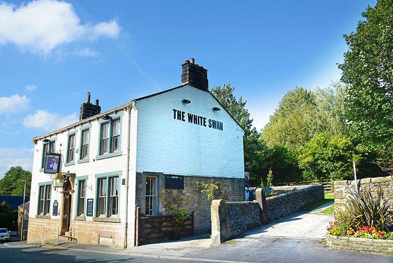 The White Swan — photograph 7