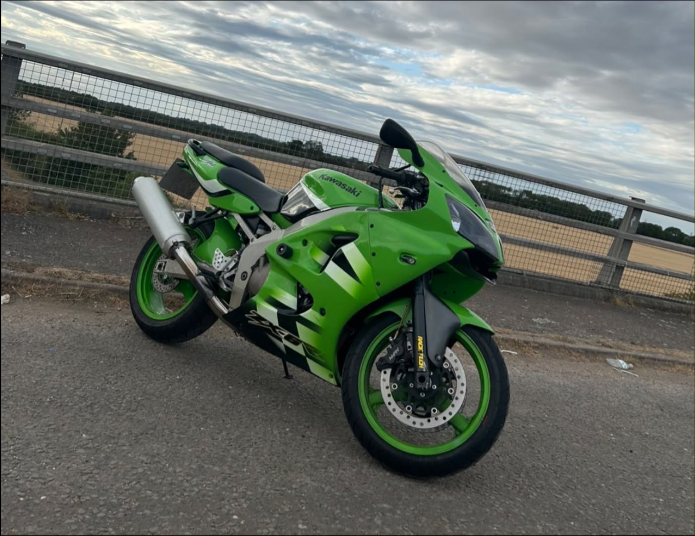 My 1995 Kawasaki ZX750 L3