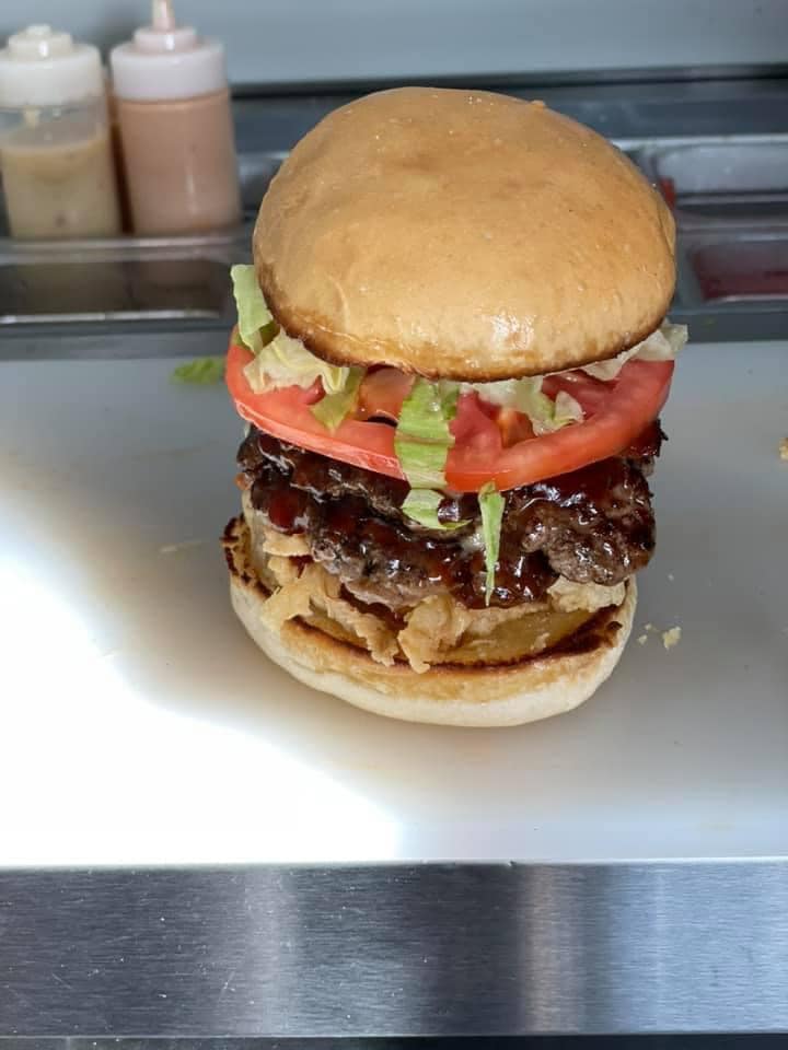 Meek’s Kitchen - Meek's Kitchen is cooking up your... | Facebook