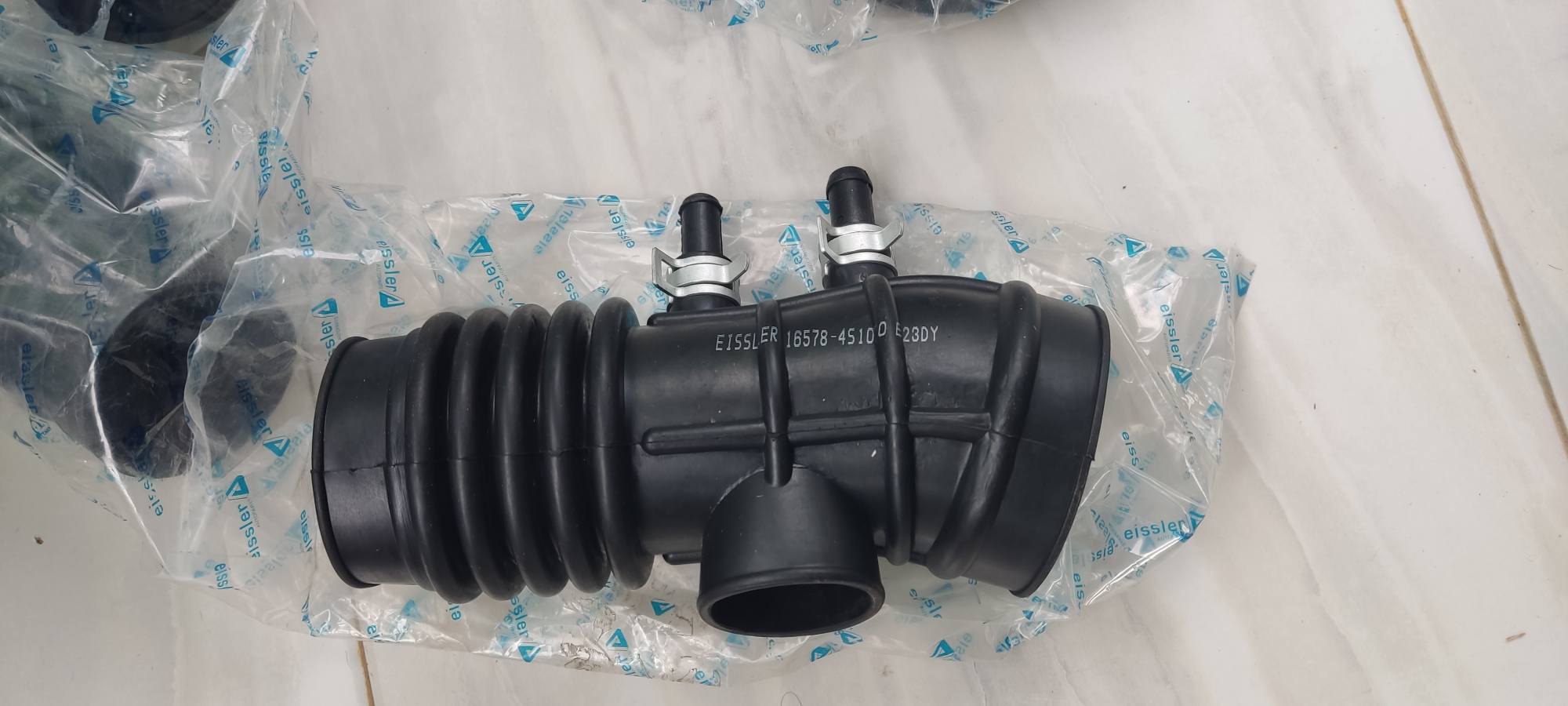 Manguera De Admisión De Aire Original Nissan – Para Frontier, Pathfinder, Xterra 4.0 V6 (16576EA200)