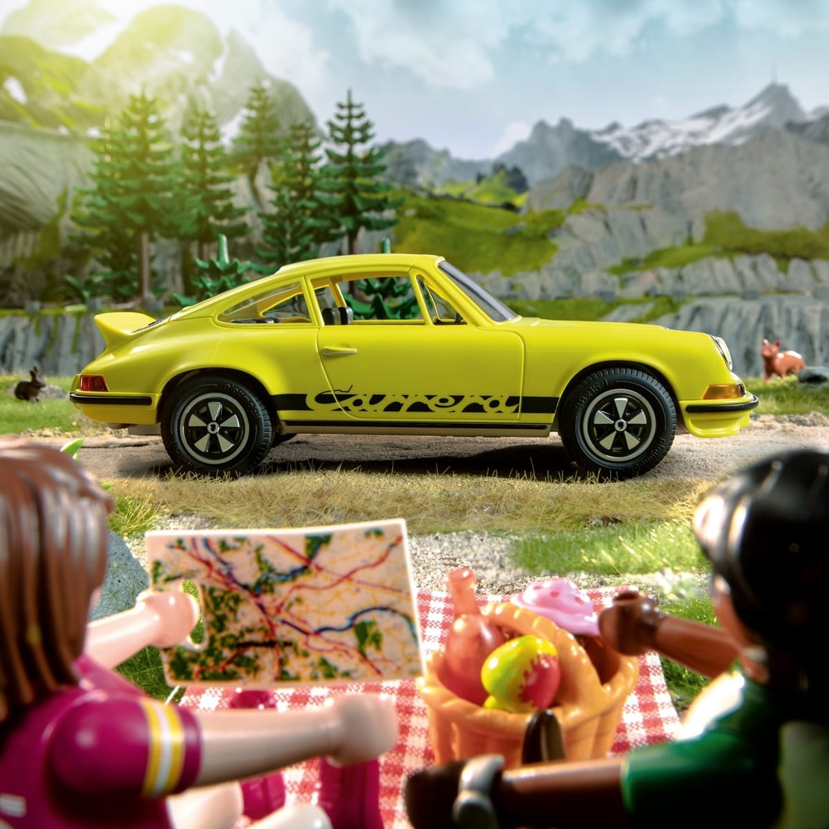 With the Porsche 911 Carrera RS 2.7 PLAYMOBIL® model, even the 
