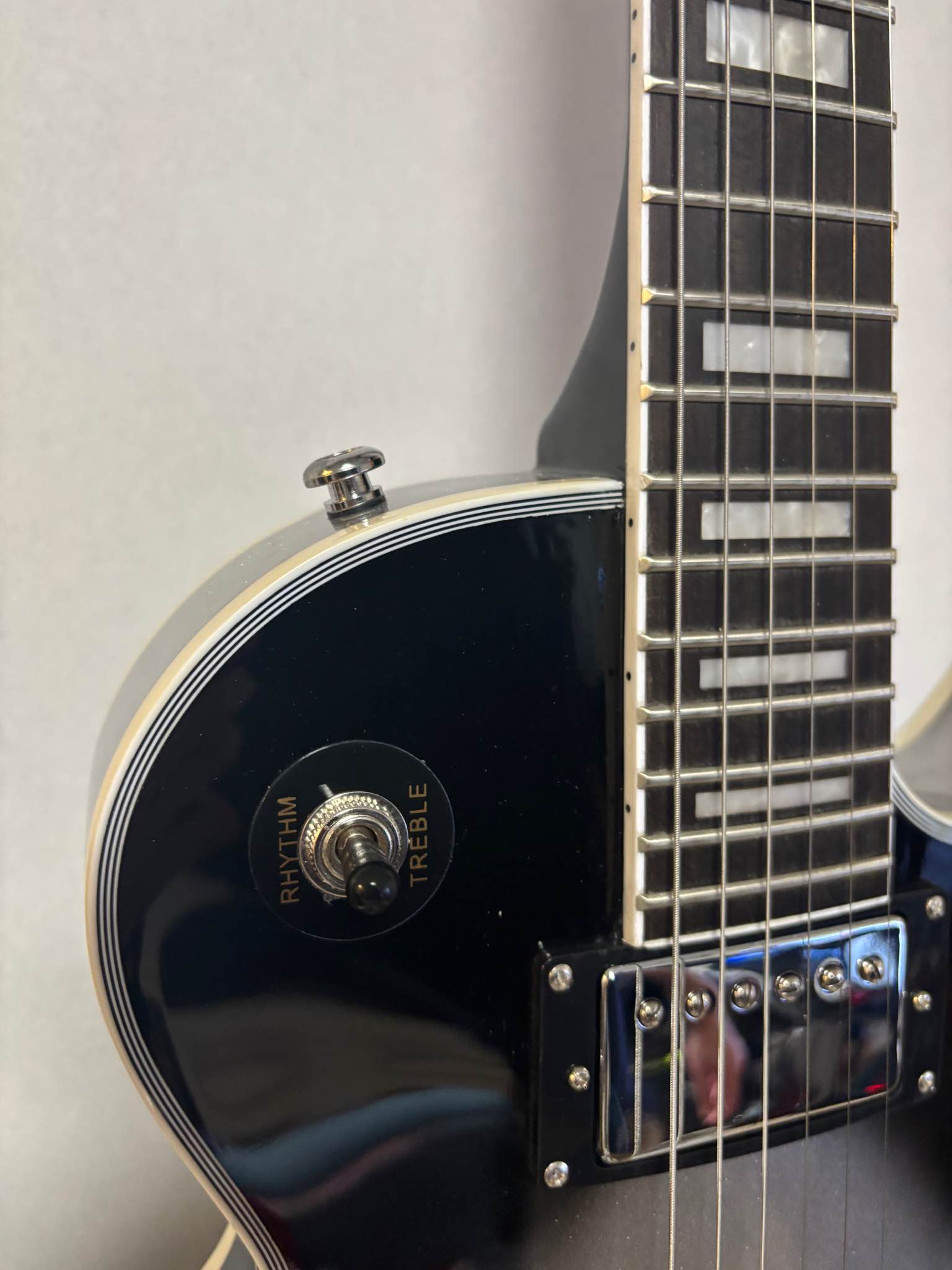 Chibson Chibby Silverburst LP custom - Electric Guitars - South Lyon ...