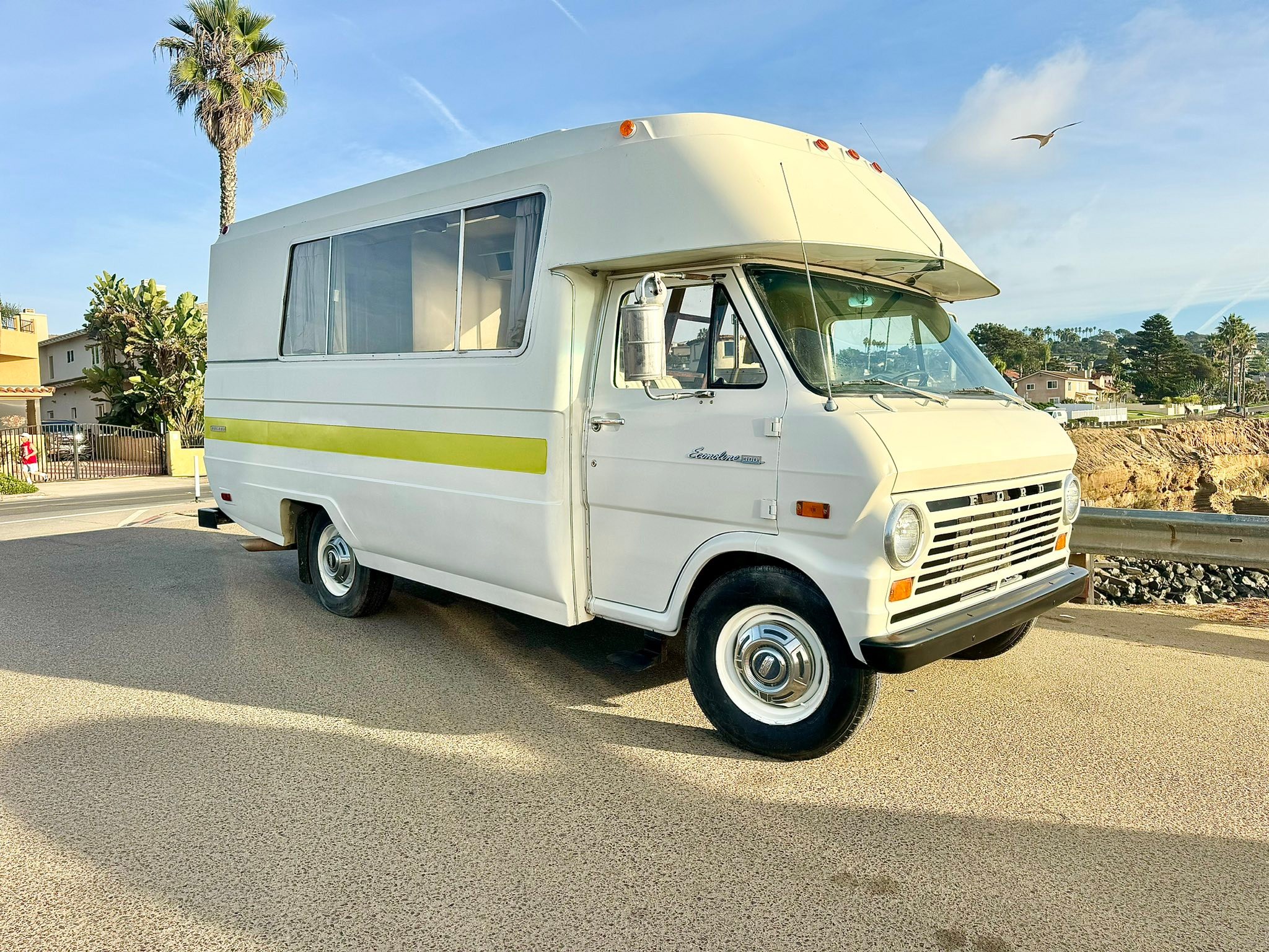 Class C Vintage RV’s | Just when you thought you had the coolest camper ...