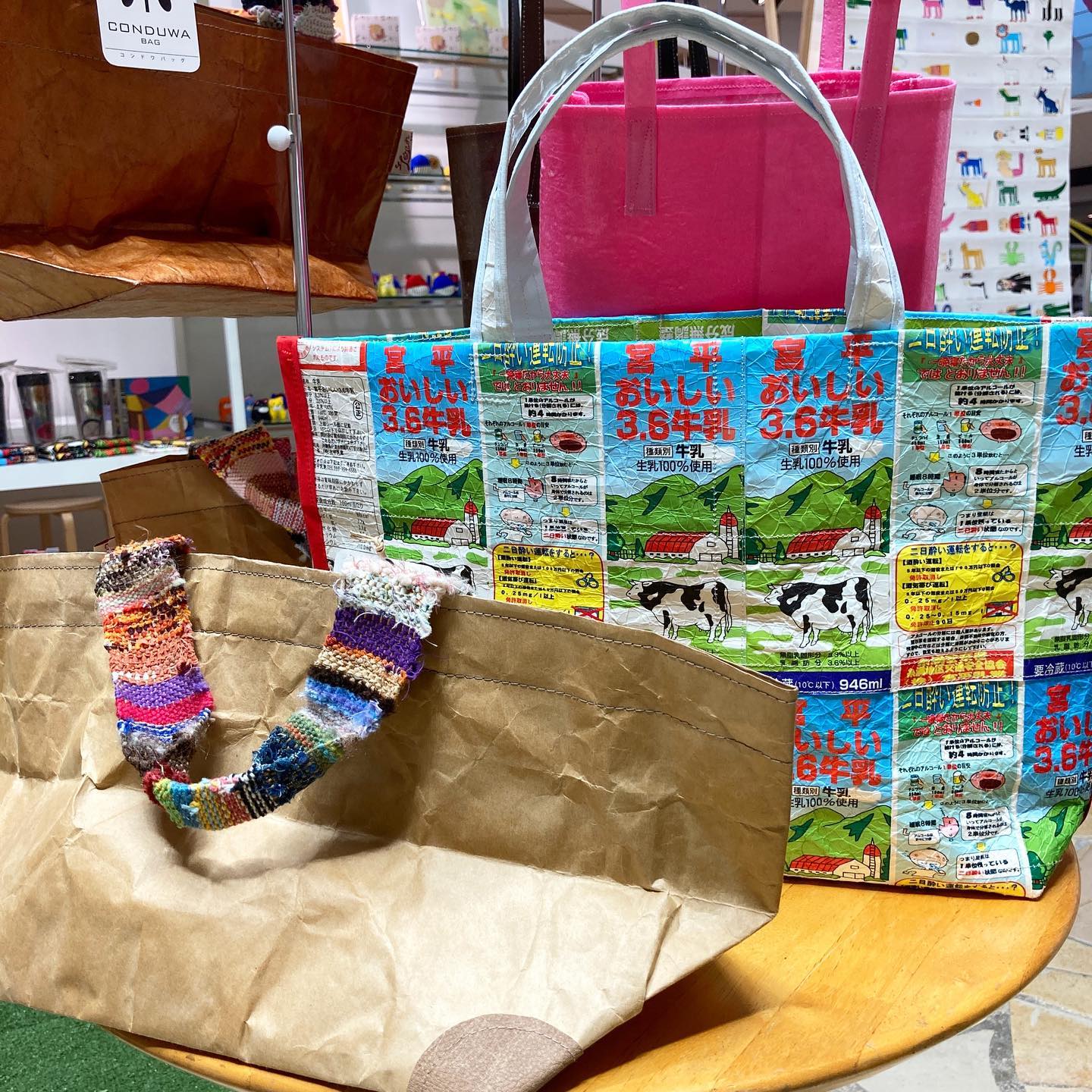 阪急うめだ本店 イベント情報 - . 本日から内容が入れ替わり、「第15回 H2Oサンタ...