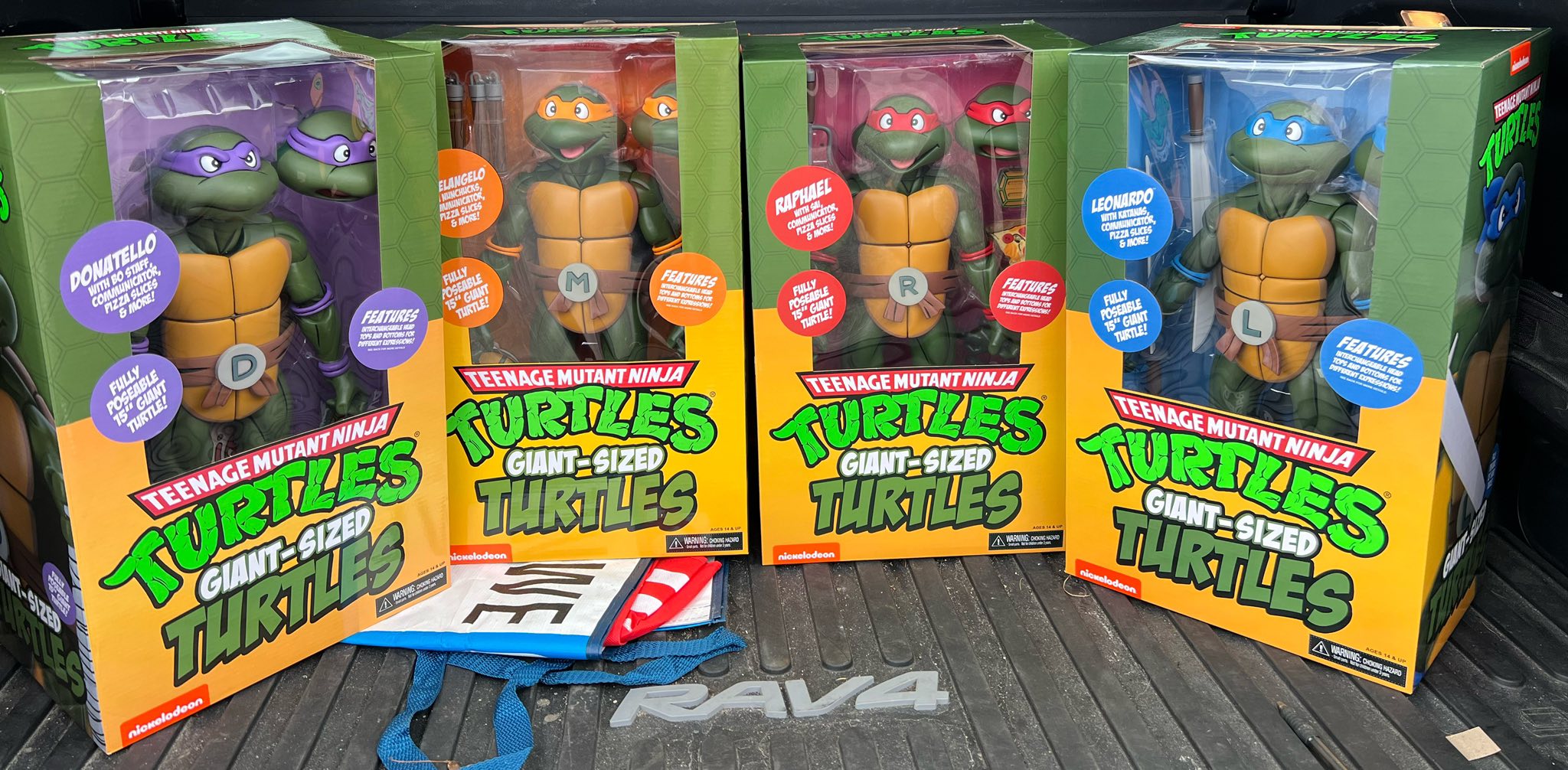 Turtle fans score 1/4 scale TMNT cartoon figures for $300