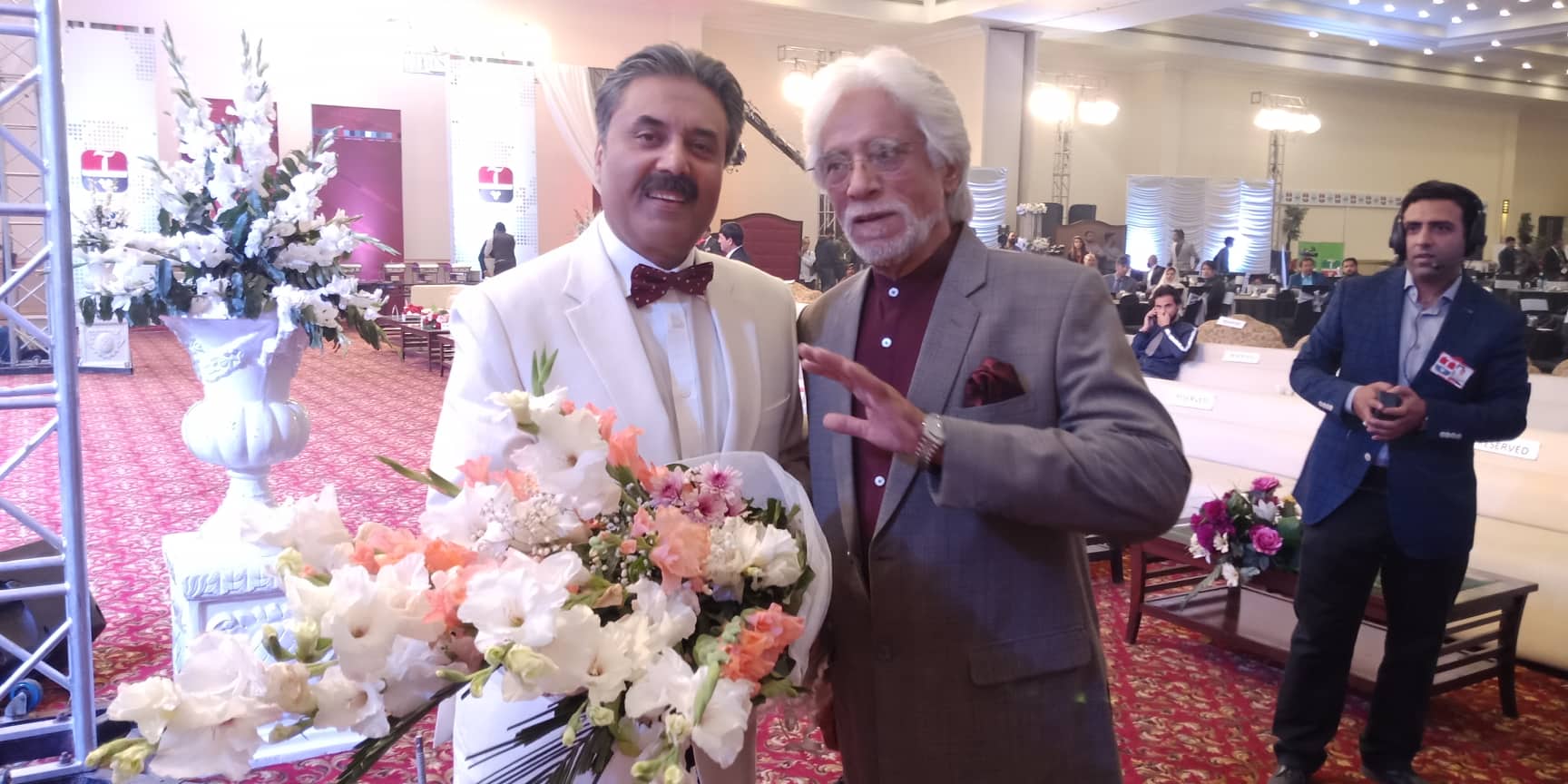 HIGHLIGHTS! OF MR. CHAIRMAN, SIR.... - Empire Productions