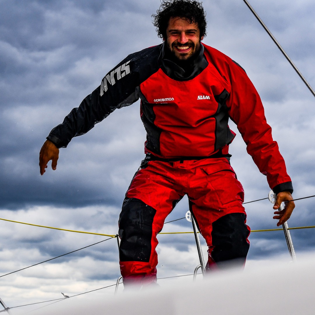 Acrobatica - Suite à un accident Alberto Riva, le skipper de ...
