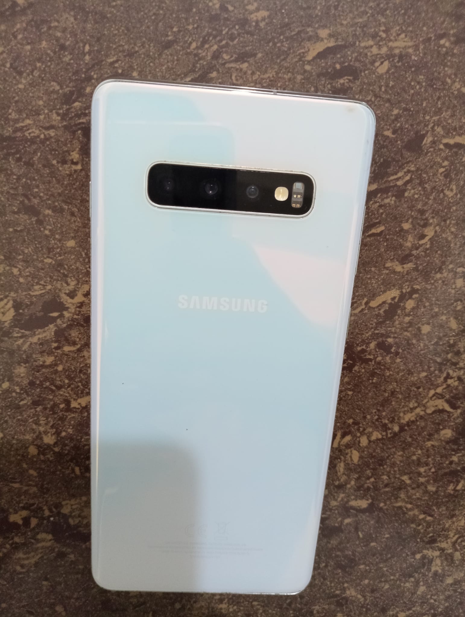 Samsung Galaxy S10 (Docomo Japan Variant) 📱 Condition: Used (3