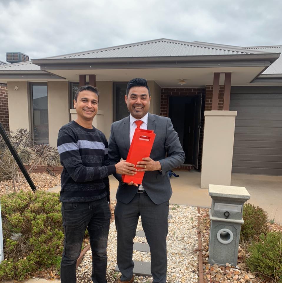 Monty Tyagi - local Expertz Real Estate | Melton VIC