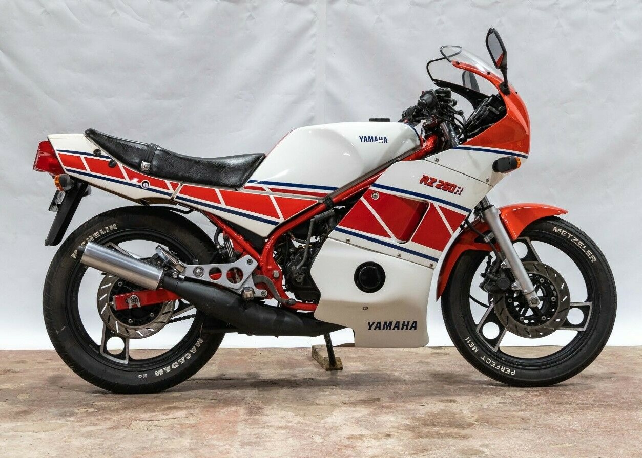 1988 Yamaha RZ250R - These are a good looking bike still don