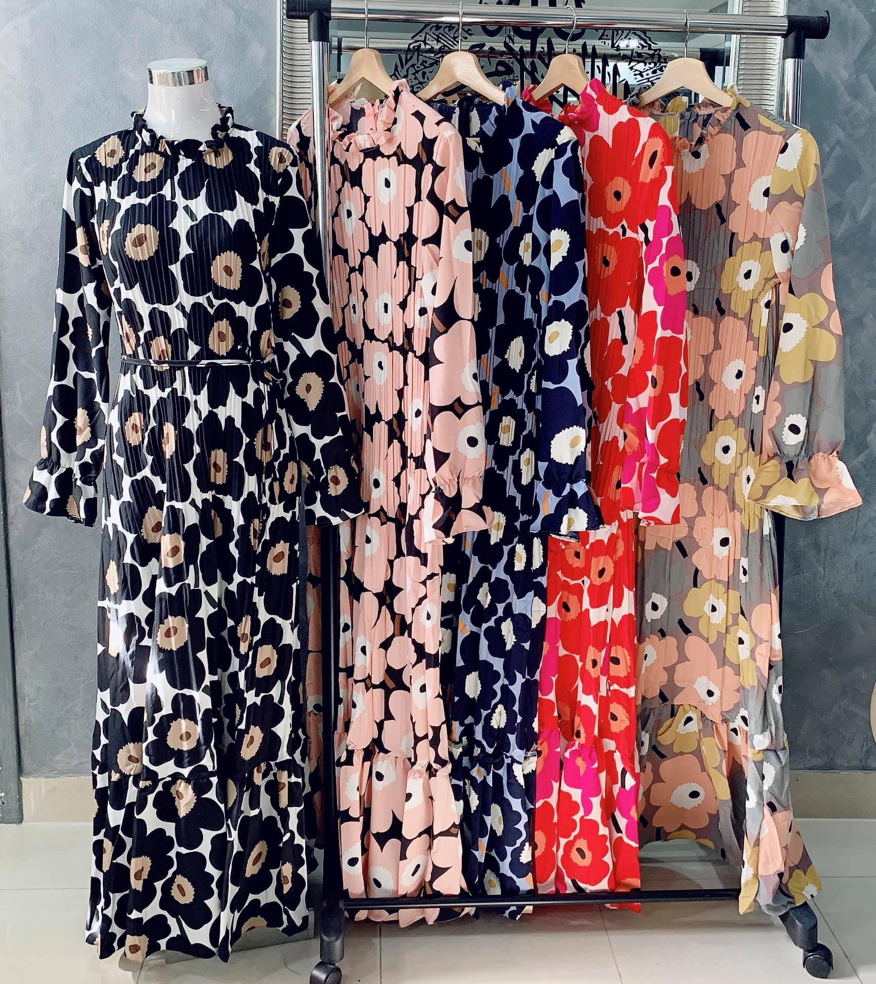 open lace back dress Marimekko