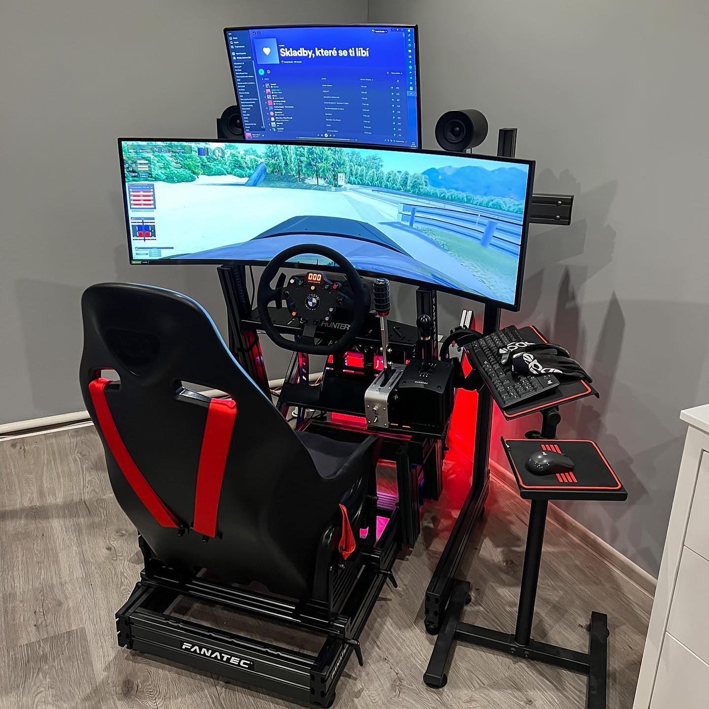 SIM RACING SETUP by @czechsimdrift... - 지티기어 - 게이밍기어의 모든것 | Facebook