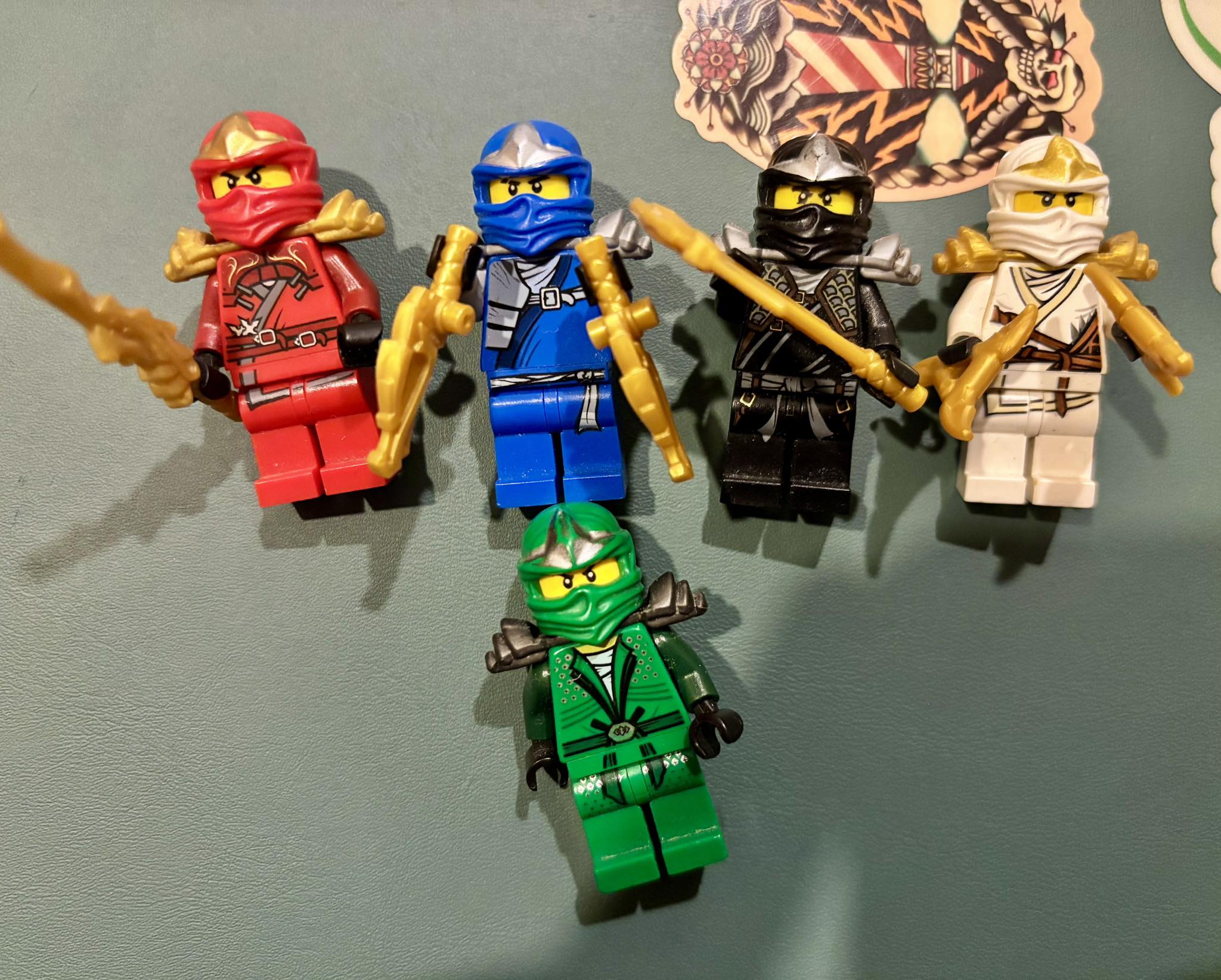🟢 MINIFIGURA BOOTLEG DE LLOYD NINJAGO + MOTO 🟢 todo completo