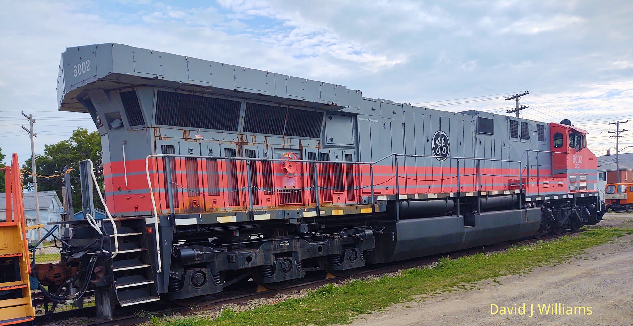 My photos of GECX 6002!! Shot today at North East PA