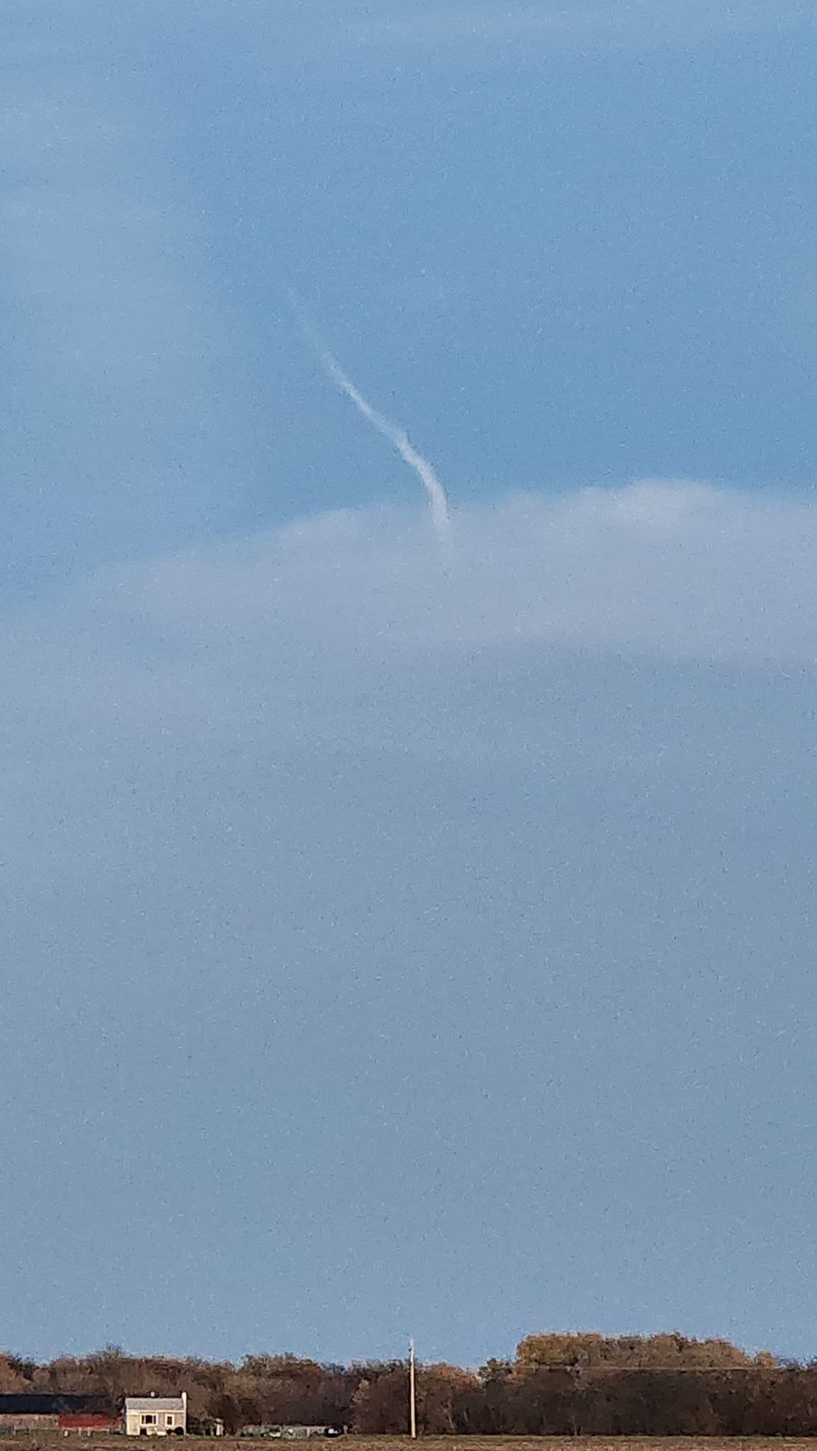 helix-like vortex - Newton, IL. Captured on 6/21/26 near Newton