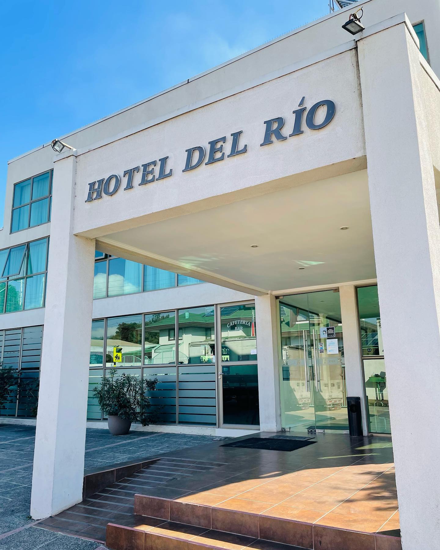 Hotel del Rio - En Hotel del Río queremos compartir con... | Facebook