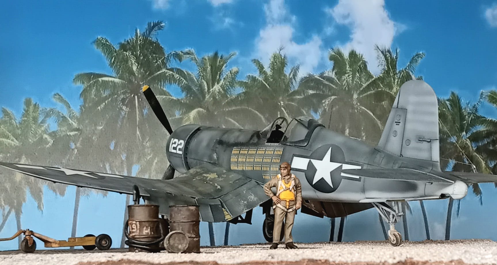 Chance Vought F4U-1A 