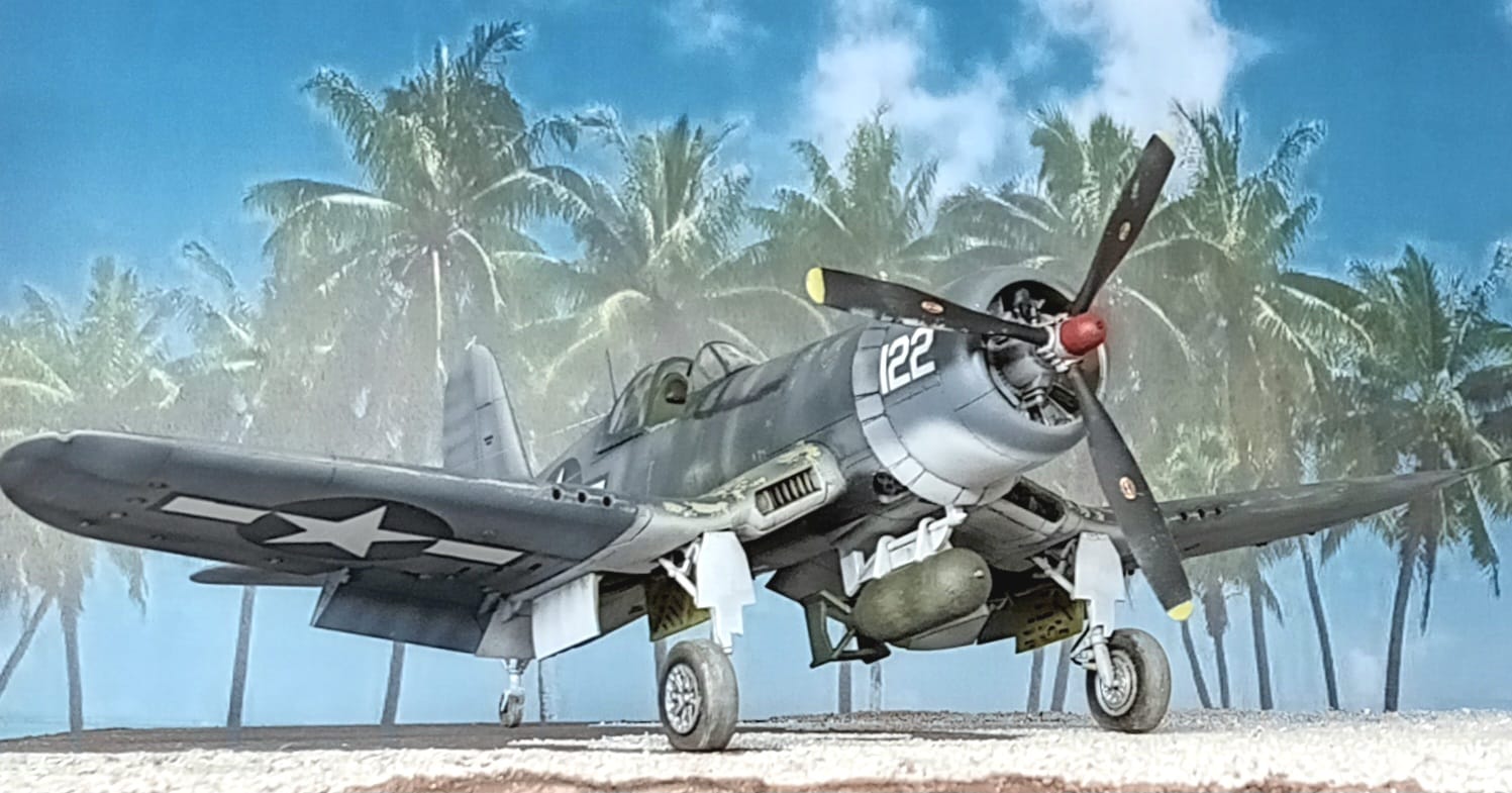 Chance Vought F4U-1A 