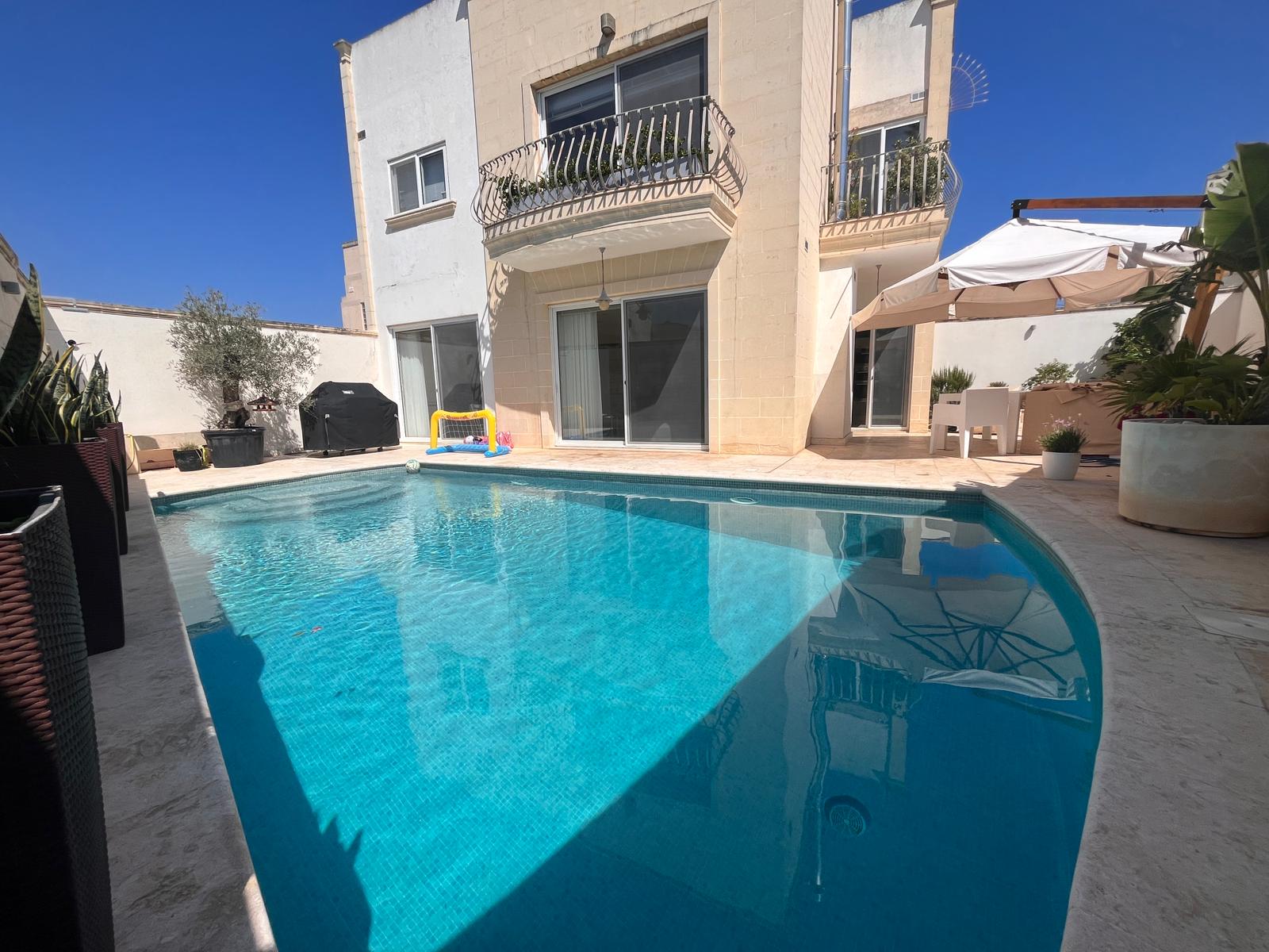 Ian Rapa - Ben Estates Elite | Ħ'Attard