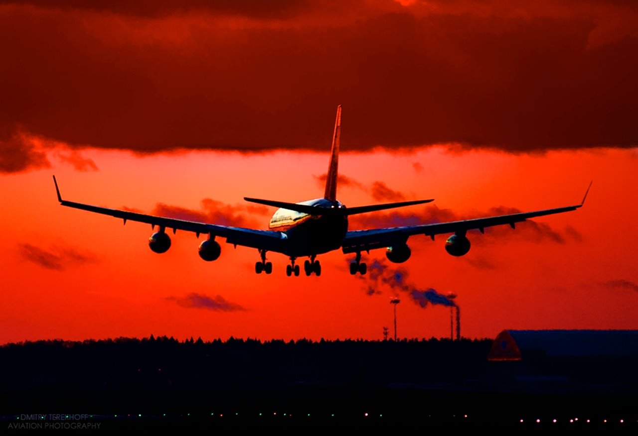 Rostec - Il-96 aircraft with PS-90A engines is pictured... | Facebook