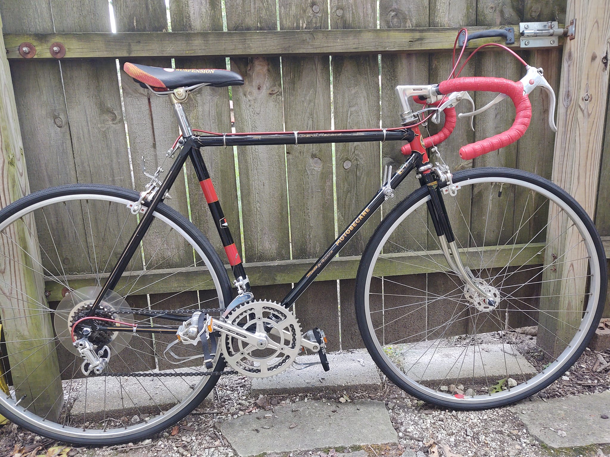 Restoring a 1975 Motobecane Grand Record bicycle display picture 1