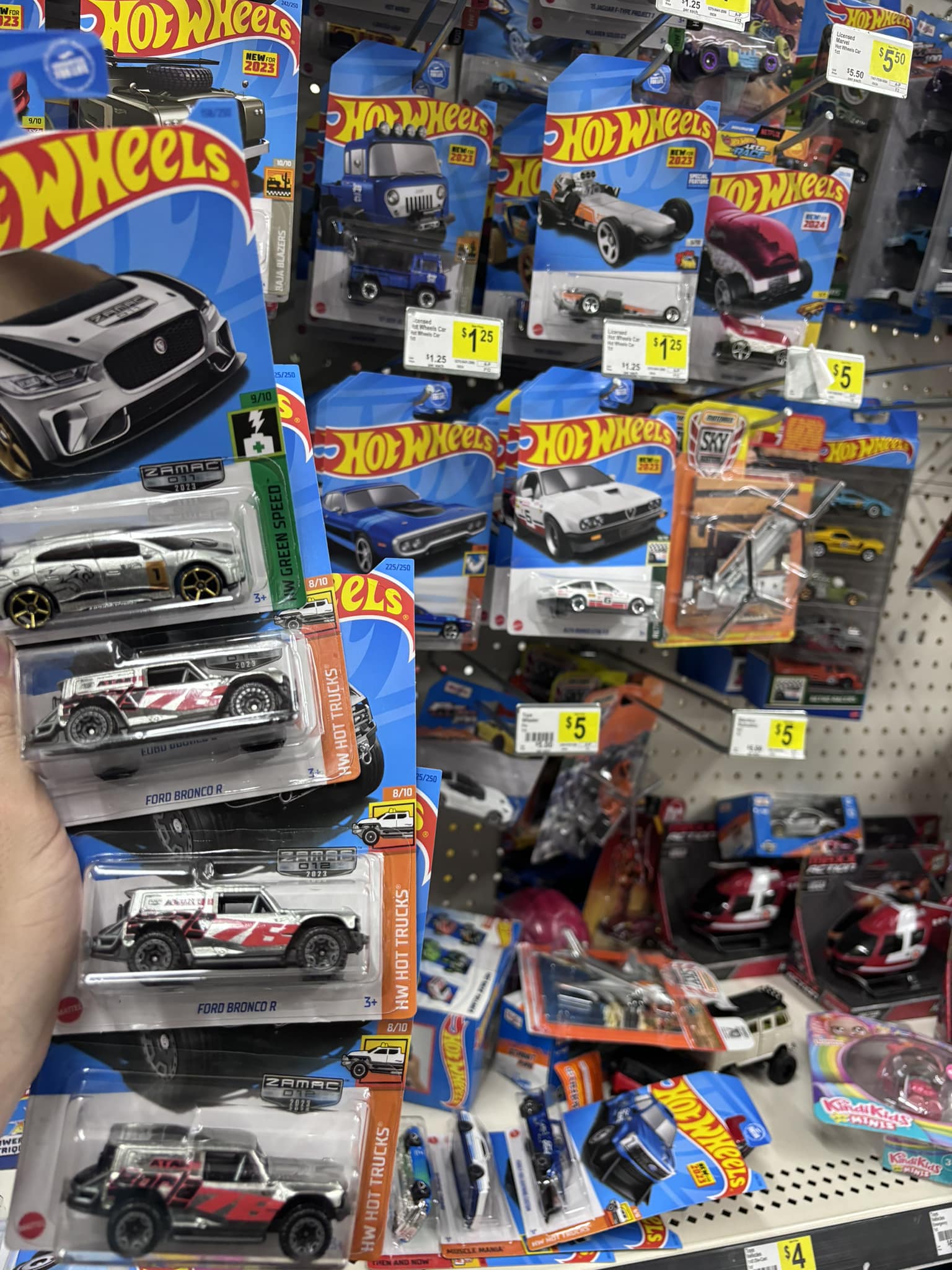 ZAMAC exclusive found at Walmart: 1971 Lamborghini Miura SV and