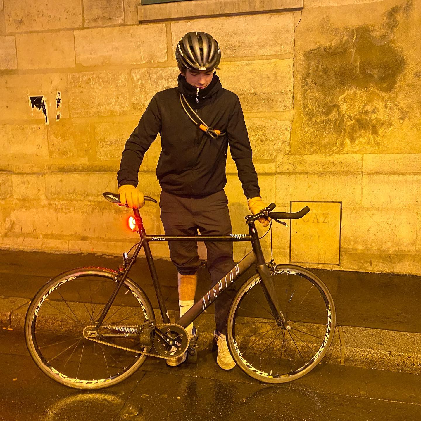 The dark biker rise 🚲 #bikelife... - Fixie Shop Moscow