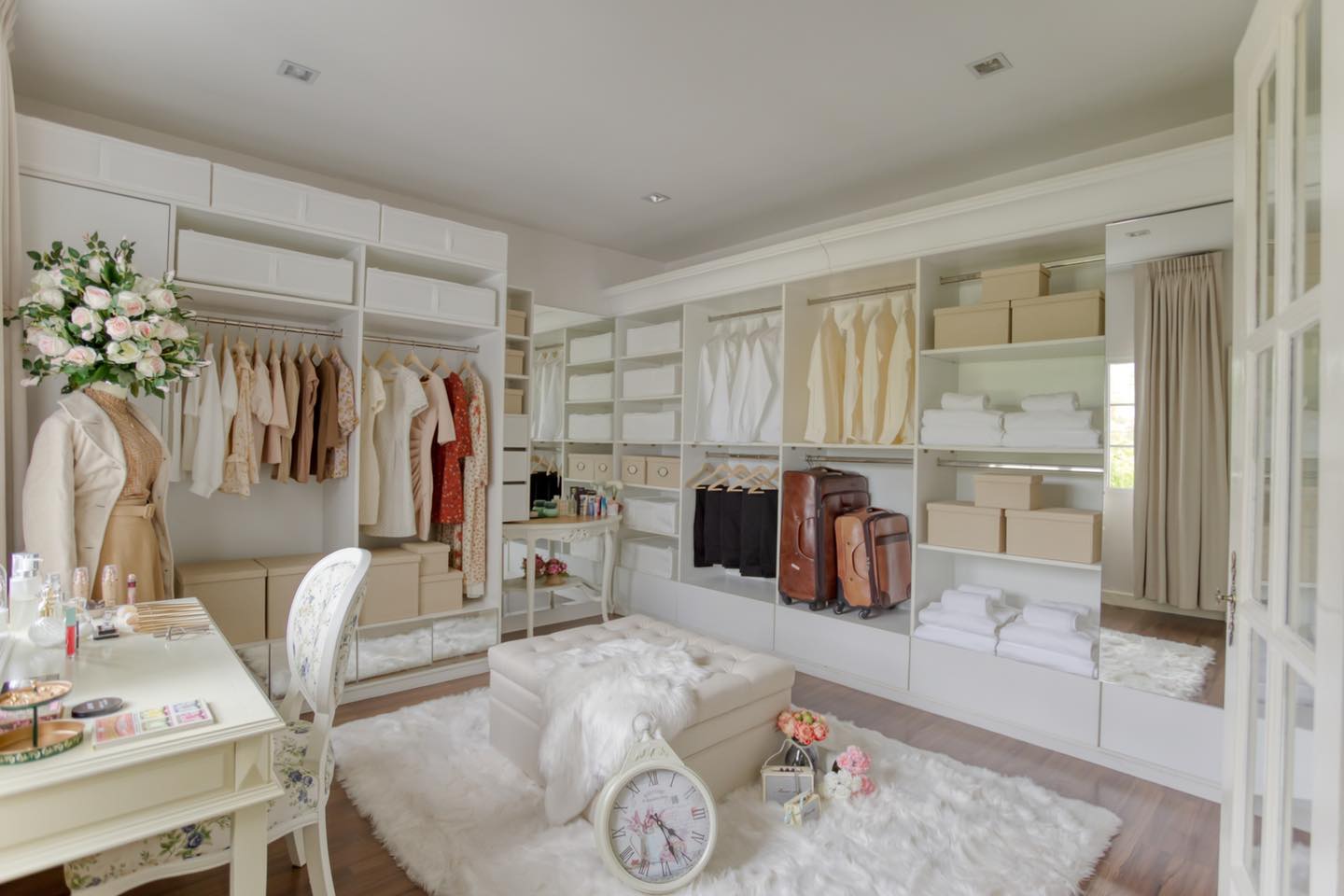 NoBle Furniture - จองด่วน คิว ติดตั้ง เดือนกันยายน เพื่อนๆ... | Facebook