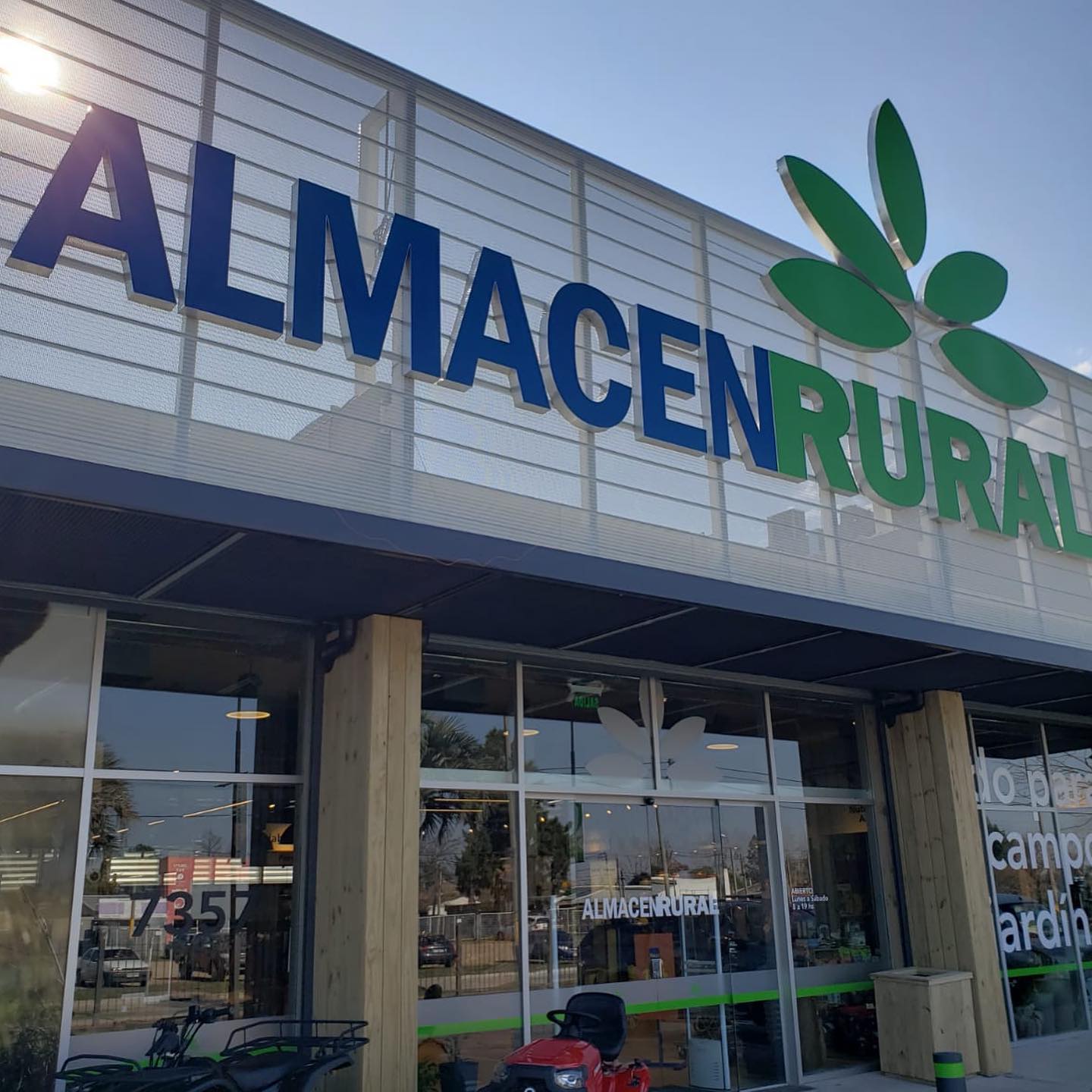 @almacenrural inauguró nuevo local en... - Ferias y Mercados | Facebook
