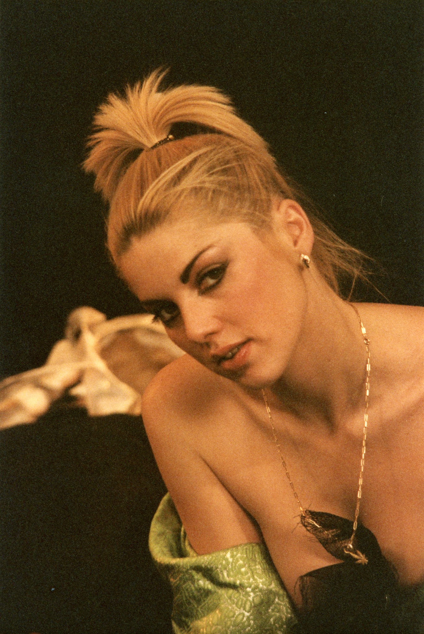 Marilyn Jess Marilyn Jess dans Lingeries fines et...