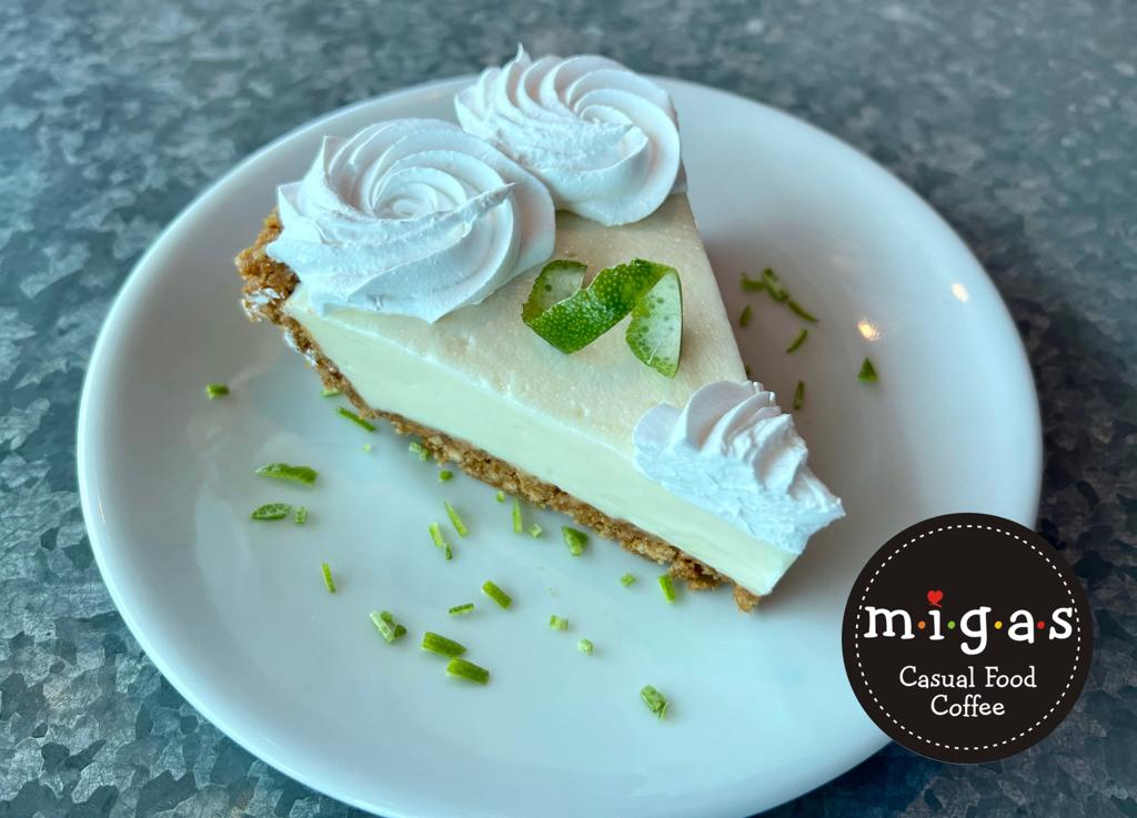Migas - 🧁 Nuestro Key Lime Pie 🥧 es dulce y...
