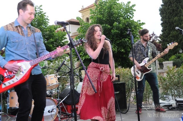 Rachel Reyes & The Fireballs