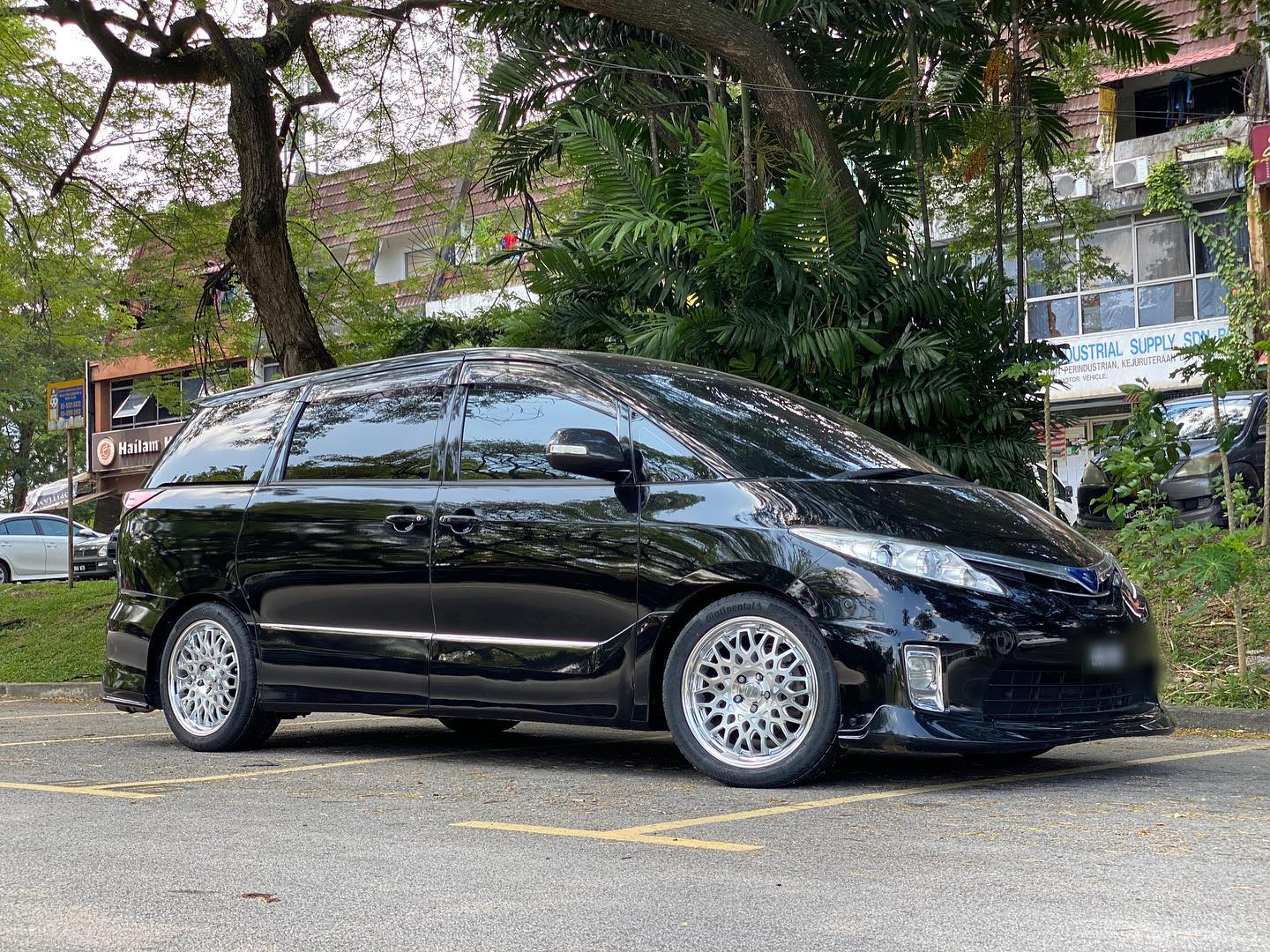 Toyota Estima with New 18 inch... - King of Rims Malaysia | Facebook