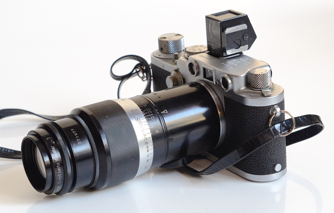 Leitz Hektor 13.5cm f4 telephoto lens for Leica camera