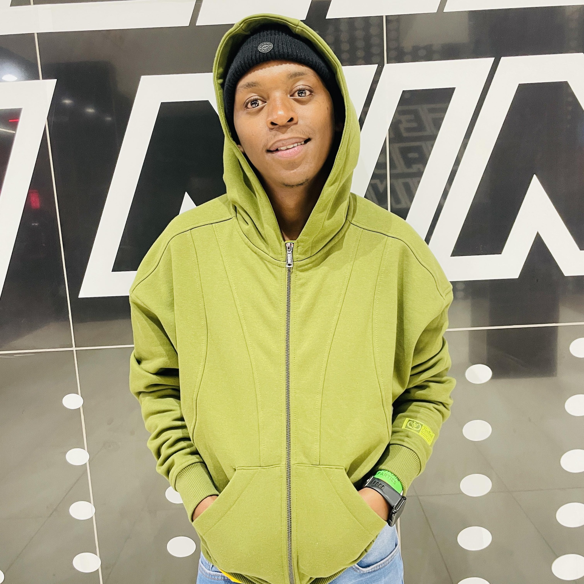 Stolen Lebza - Bare Reo Botse Tshwarelo Ola E Kopa Nah... | Facebook
