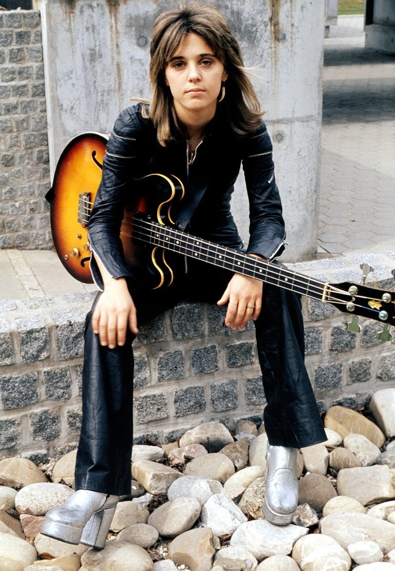 3-junio-1950 Nace Suzi Quatro, quien... - Las Eras del Rock