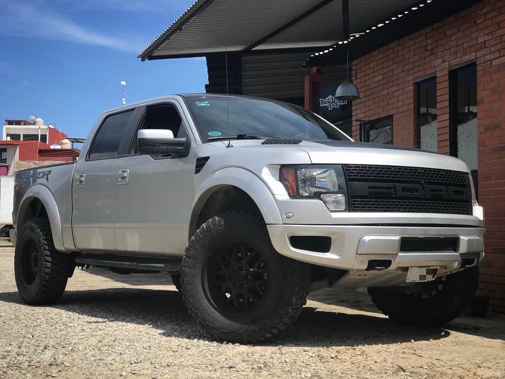 4x4 ROCKSTAR - Ford Raptor levelingkit. 37s . . . . . .... | Facebook