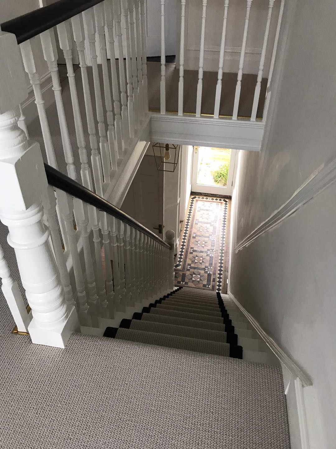 Simmons and Sons Carpets | Swindon