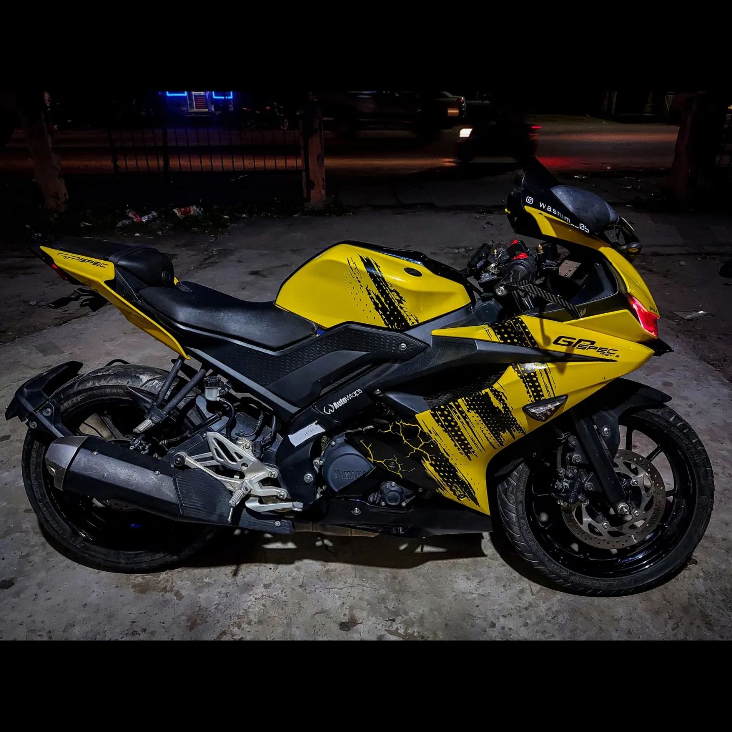 Autowraps. Ghy - R15 v3 wrapped in gloss yellow 🧀 With...