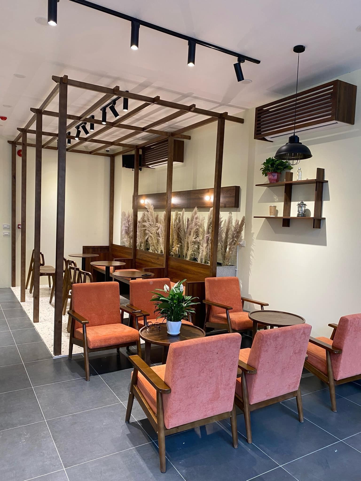 LOFI Cà phê - Ô long lâu phai Đà Lạt 80 Ô Chợ Dừa, Đống Đa | Hanoi